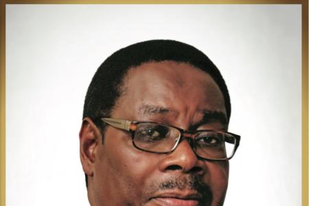 Président de l'Organe de coopération en matière de politique, défense et sécurité de la SADC  S.E. le Professeur Arthur Peter Mutharika  Président de la République du Malawi