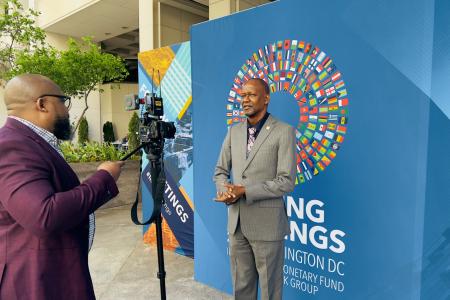 O Secretário Executivo da Comunidade de Desenvolvimento da África Austral (SADC), Sua Excelência o Sr. Elias Magosi